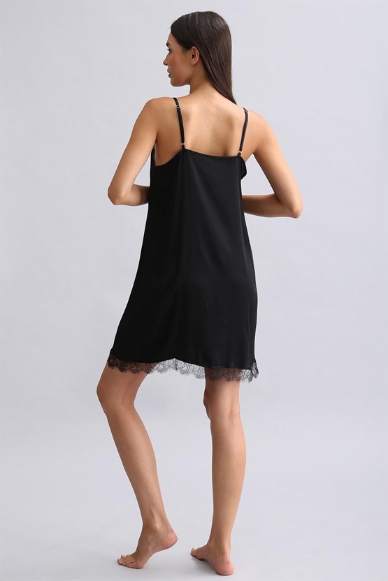 Kadın Dantel Yaka Saten Kısa Gecelik Siyah