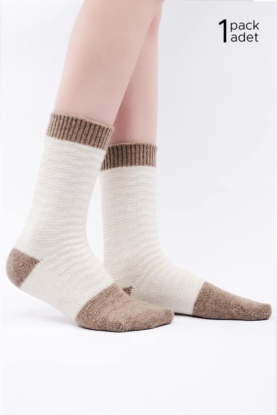 Kadın Kutlu Atkı Takımlı Hediye Paketi