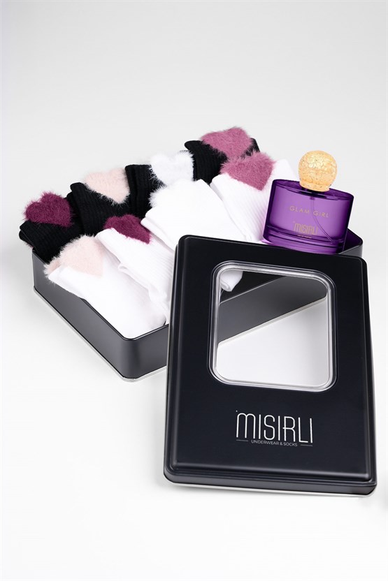 Kadın Kutlu Peluş Çorap Hediye Paketi