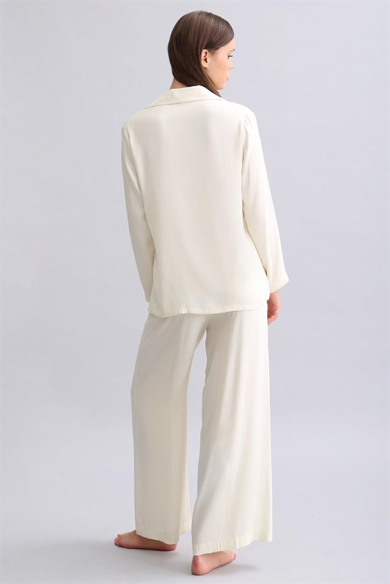 Mısırlı Kadın Bambu Pijama Takımı Ekru