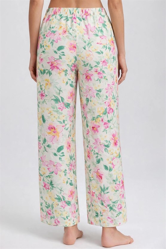 Mısırlı Kadın Dokuma Çiçekli Alt Pijama Çok Renkli