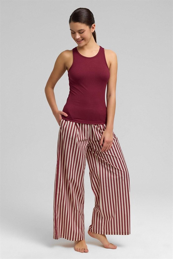 Mısırlı Kadın Kaşkorse Atlet Bordo