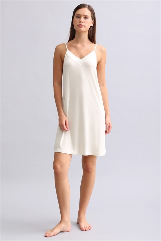 Mısırlı Kadın Örme İp Askılı Gecelik Ekru