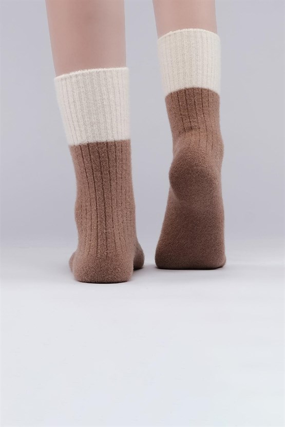 Mısırlı Kadın Soft Peluş Termal Tekli Soket Çorap Bej