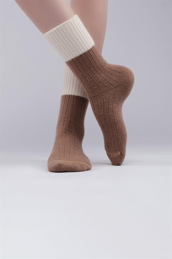 Mısırlı Kadın Soft Peluş Termal Tekli Soket Çorap Bej