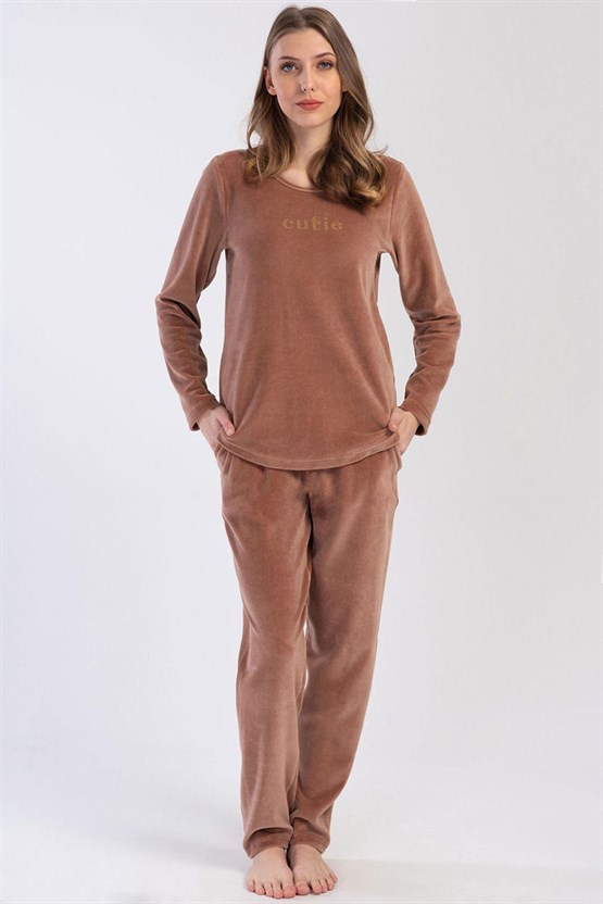 Mısırlı Kadın Kadife Uzun Kollu Pijama Takımı Kahverengi