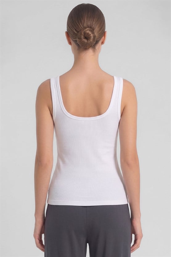 Mısırlı Kadın Kaşkorse Sırt Açık Askılı T-shirt Beyaz