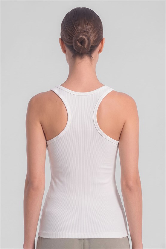 Mısırlı Kadın Kaşkorse Sporcu T-shirt Beyaz