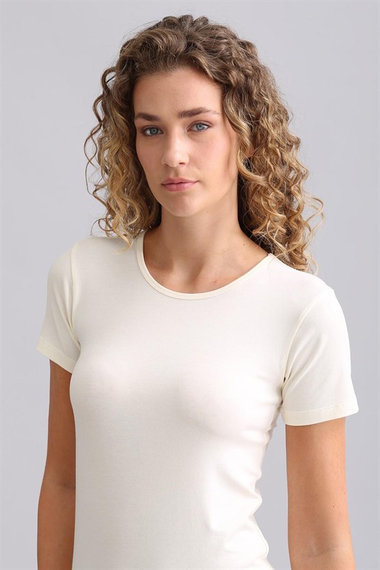 Mısırlı Modal by TENCEL VICTORIA Bisiklet Yaka Fanila / T-Shirt Ekru