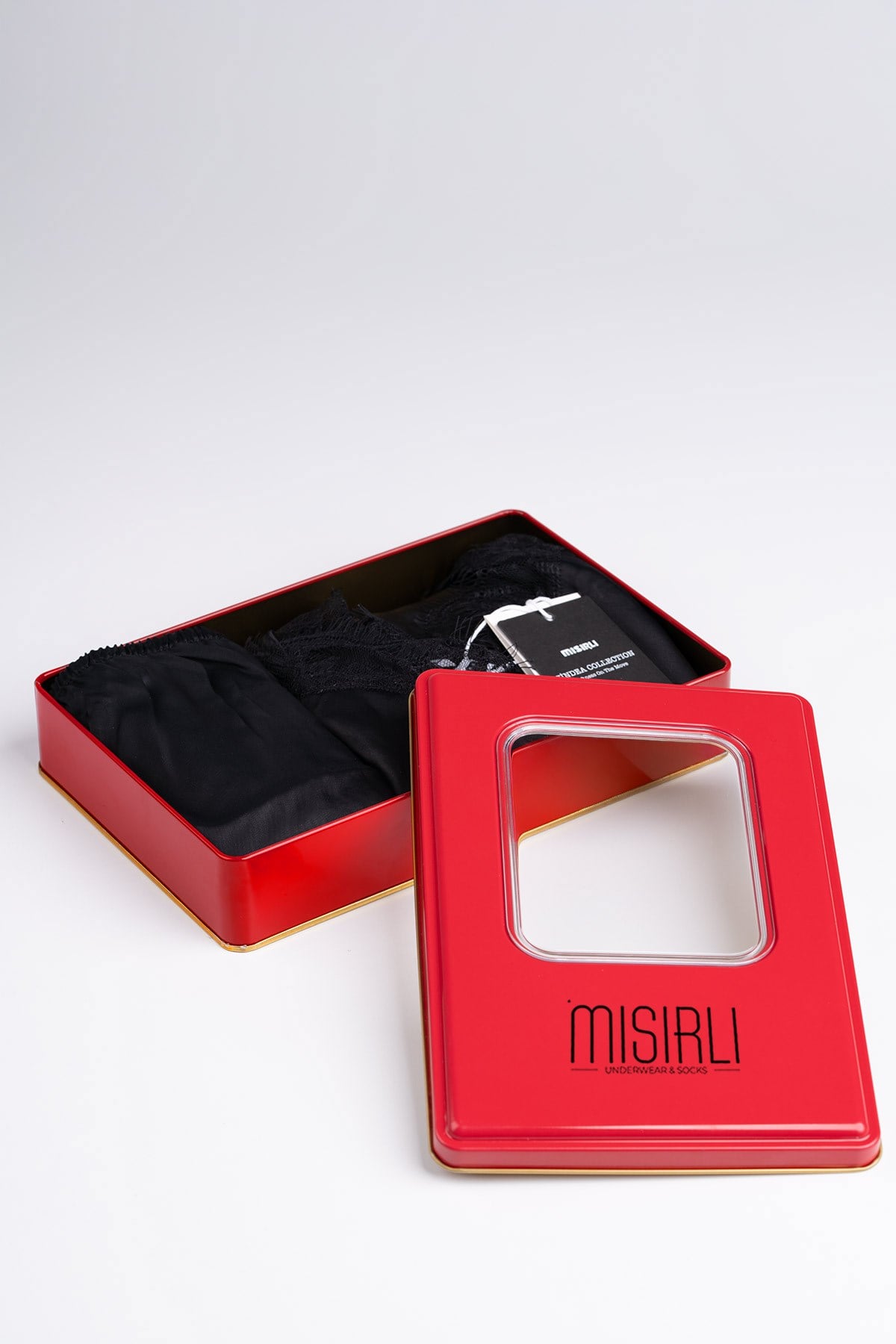 Kadın Siyah Dantelli Bambu Şort Takım Hediye Paketi