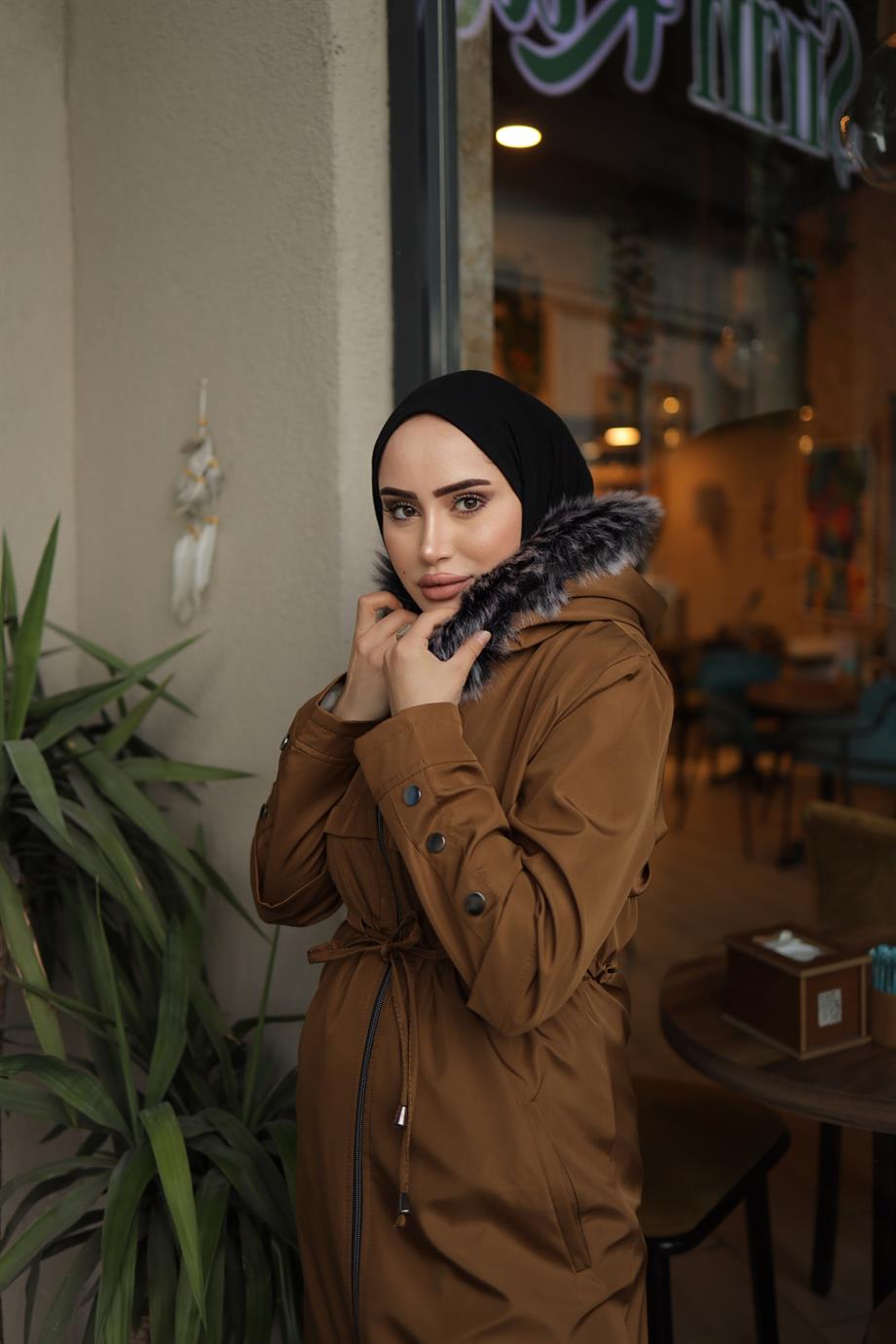 Düğme Detaylı Tesettür Camel Mont 
