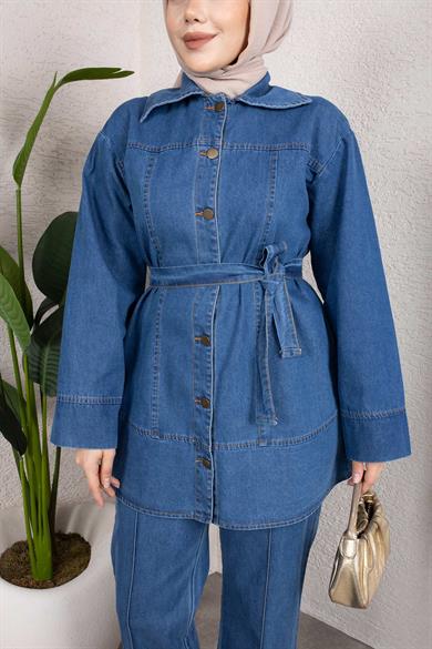 Kuşaklı Düğmeli Denim Takım – Rahat Kesim İkili Kombin Açık Mavi