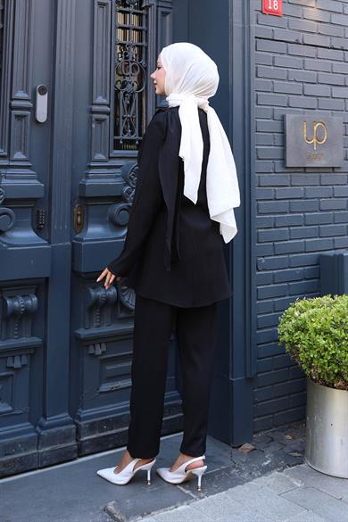 Pelerin Detaylı Takım Siyah