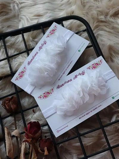 Beyaz Renkli Çiçek Bant