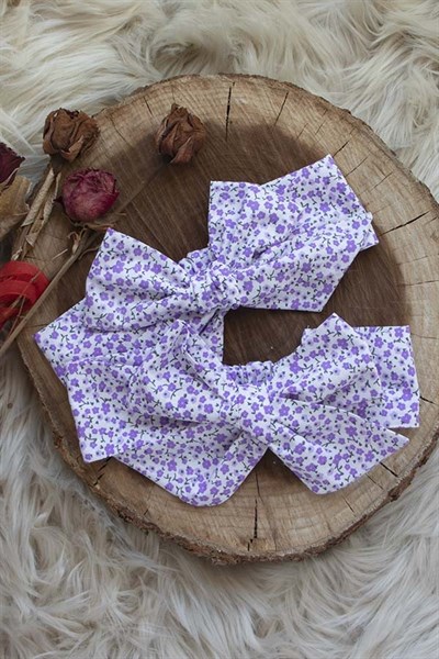 Beyaz Renkli Mor Çıtır Çiçek Desenli Fiyonk Bandana