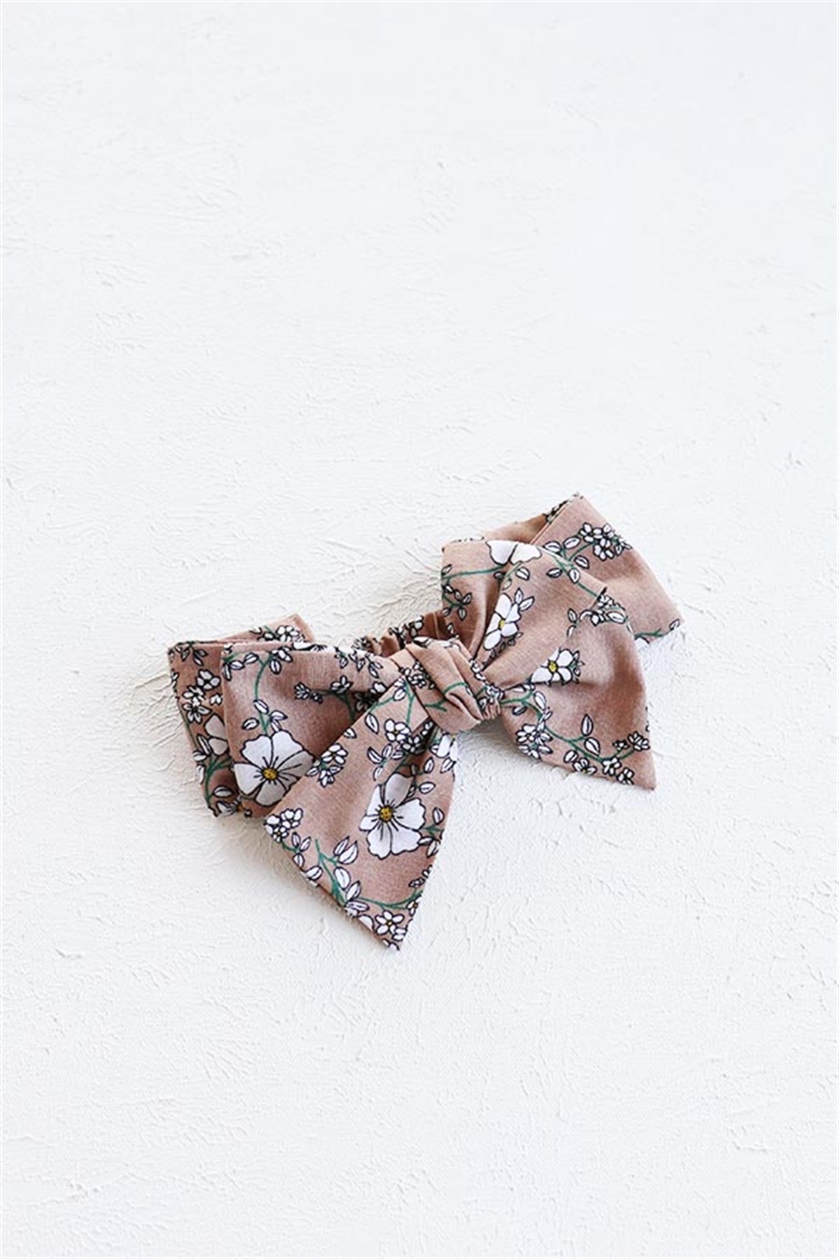Camel Renkli Papatya Motifli Bebek Fiyonk Bandana