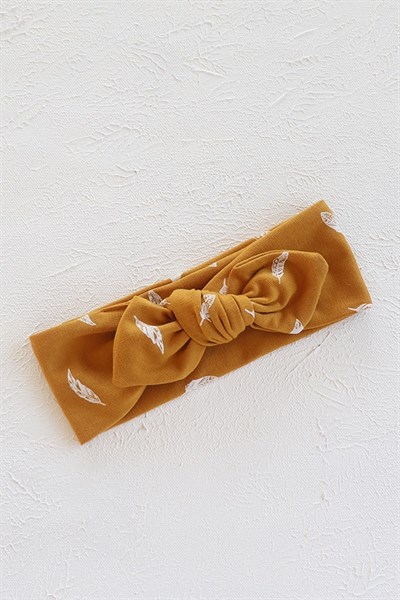 Hardal Renkli Beyaz Yaprak Desenli Bebek Tavşan Kulak Bandana