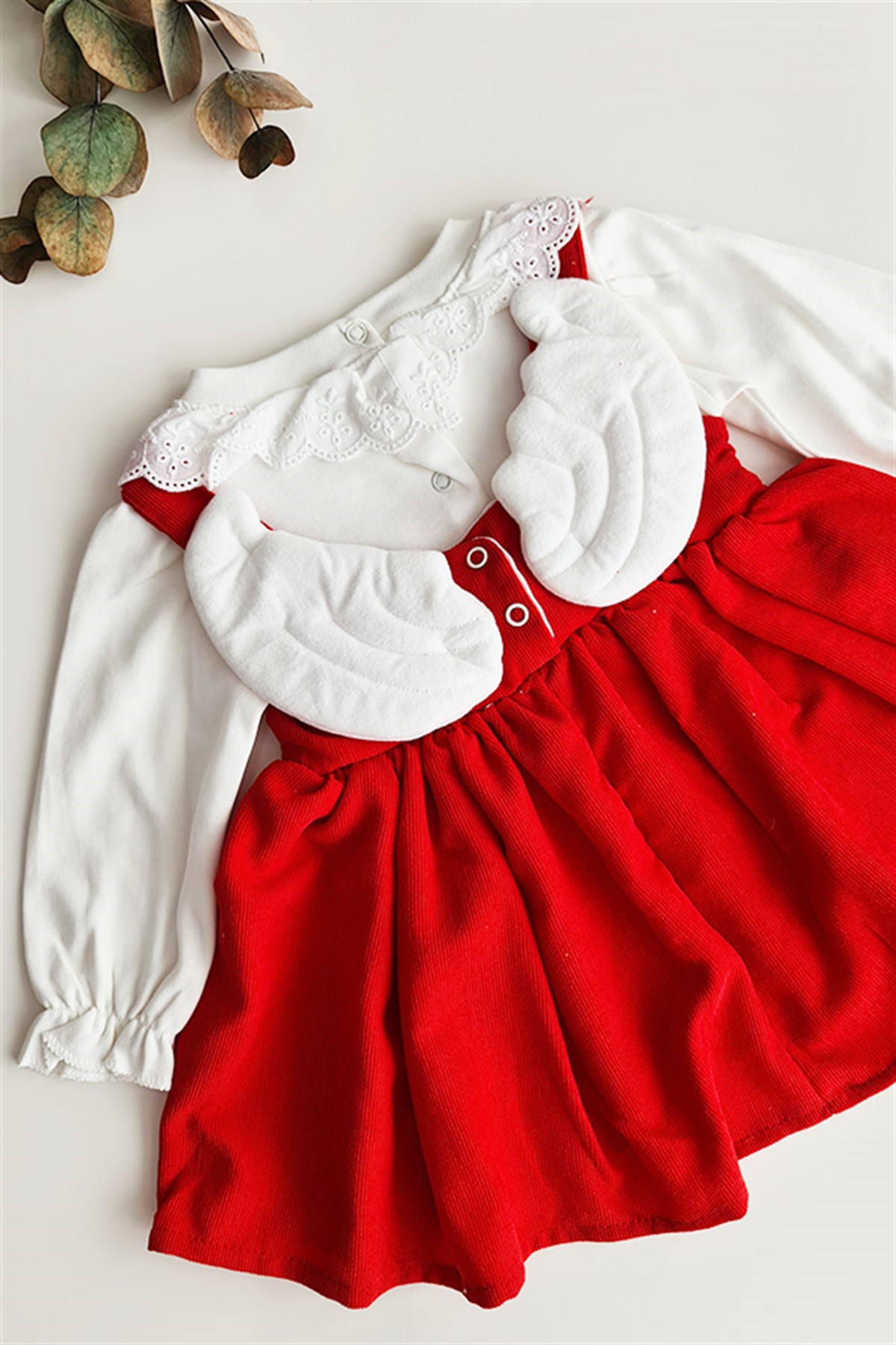 Kırmızı Renkli Fisto Detaylı Melek Kanatlı Bebek Elbise