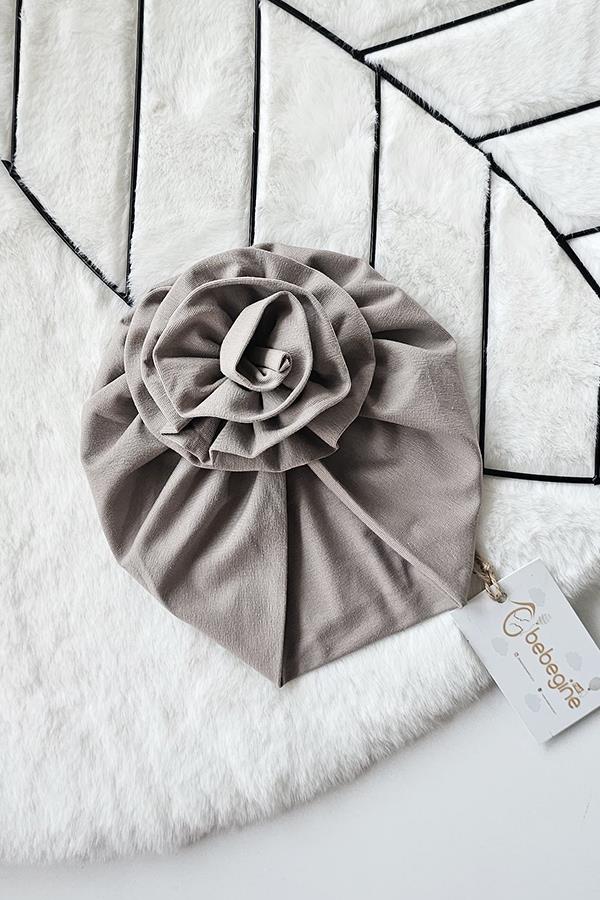 Koyu Bej Renkli Bebek Çiçek Bone