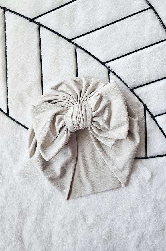 Krem Renkli Kız Bebek Fiyonk Bone