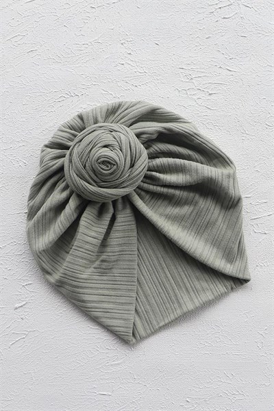 Pastel Yeşil Renkli Gül Bone
