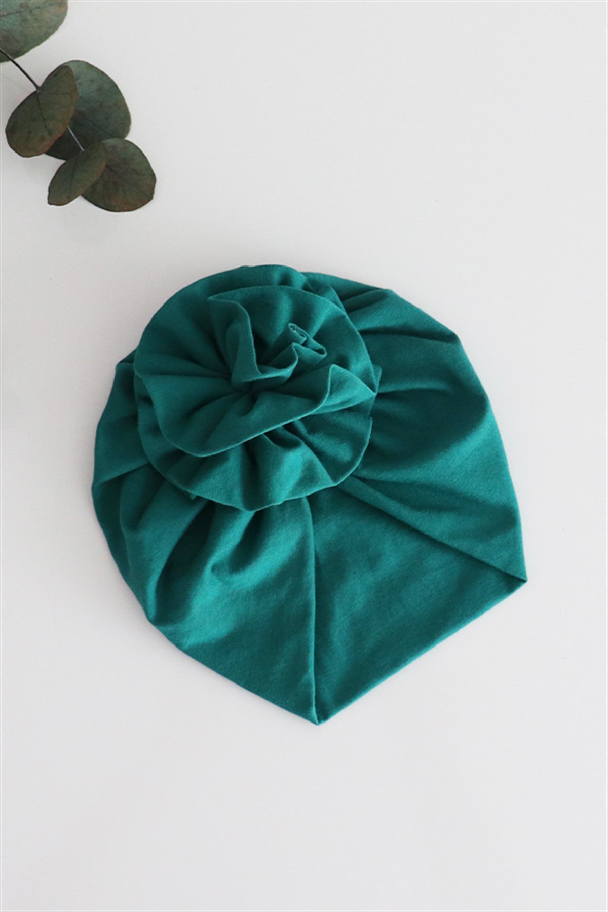 Yeşil Renkli Çiçek Bone