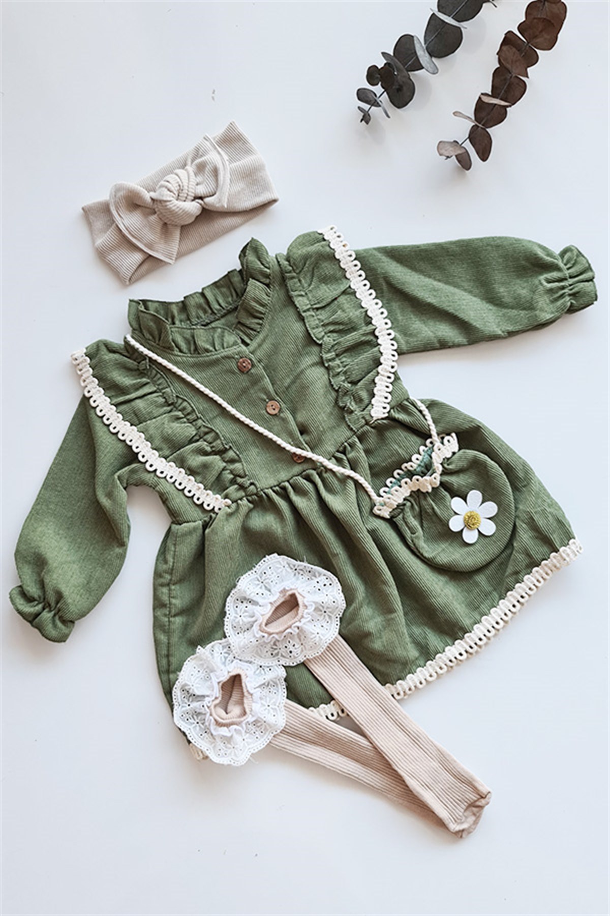 Yeşil Renkli ve Çantalı Kız Bebek Kadife Elbise Özel Set