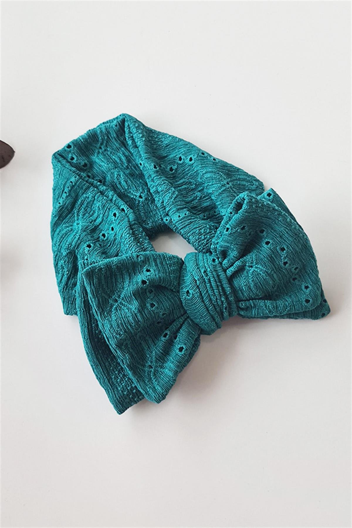 Zümrüt Renkli Fisto Bebek XXL Fiyonk Bandana