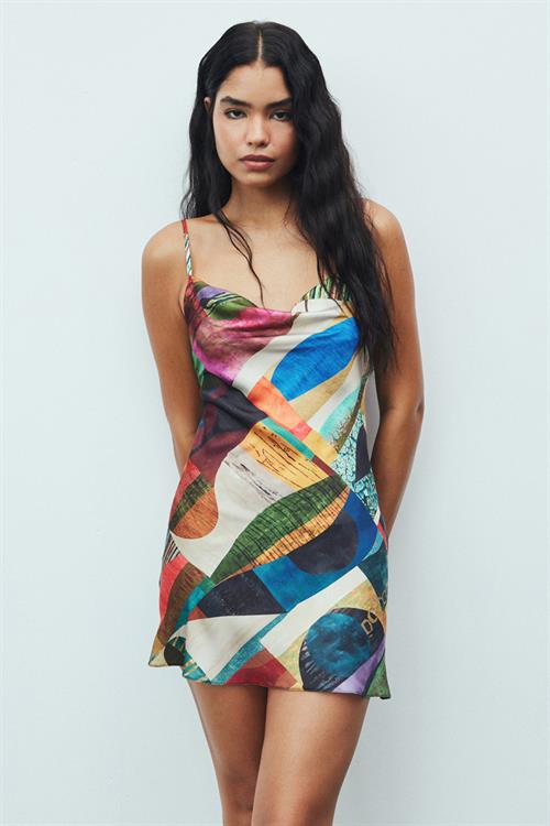 Êtincelle Satin Coloré Patterned Degaje Collar Strap Short Nightgown