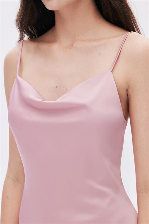 Etincelle Satin Powder Scoop Neck Strappy Short Nightgrown