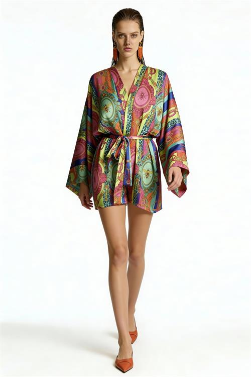 Fummee Melia Короткий атласный халат/кимоно