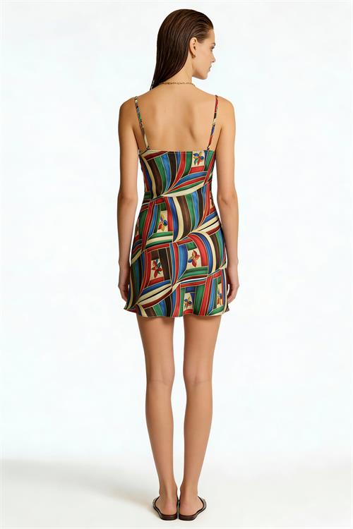 Etincelle Avelian Короткая атласная ночная рубашка с V-образным вырезом и бретелями