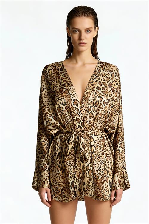 Fummee Lepia Короткий атласный халат/кимоно