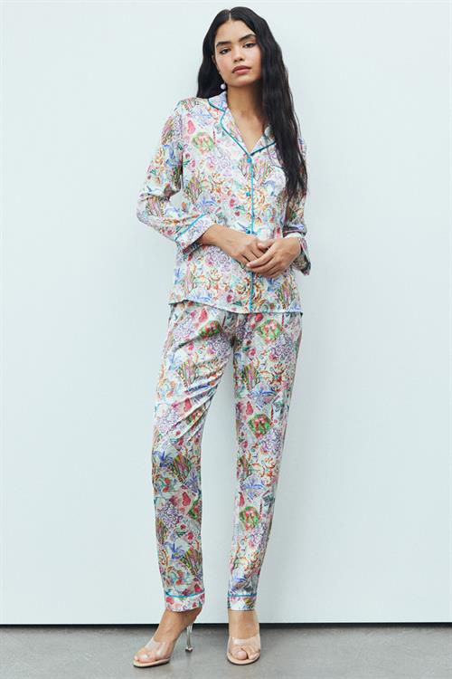 Amour Satin Petit Patterned Long Pajama Set