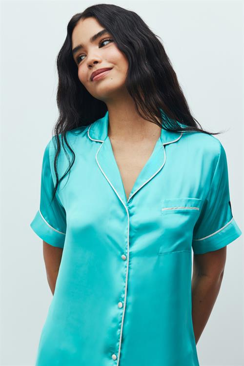 Amoureux Satin Turquoise Short Pajama Set