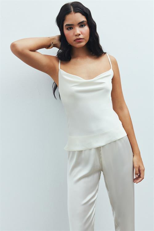 Brûleur Satin Ecru Degaje Collar Strap Long Pajama Set