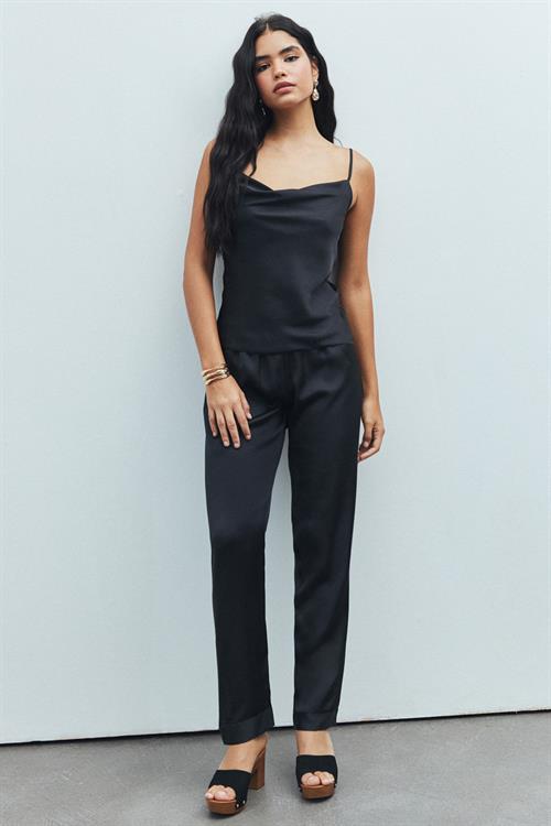Brûleur Satin Black Degaje Collar Strap Long Pajama Set
