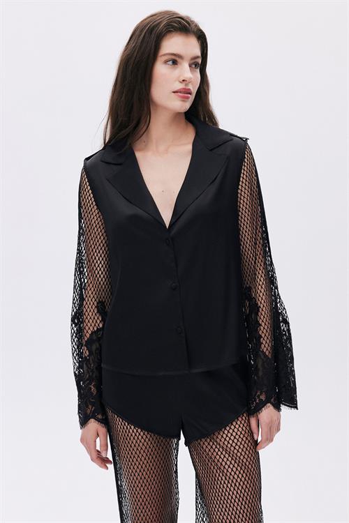 Calla Lily Siyah Dantel Detaylı Uzun Saten Pijama Takımı