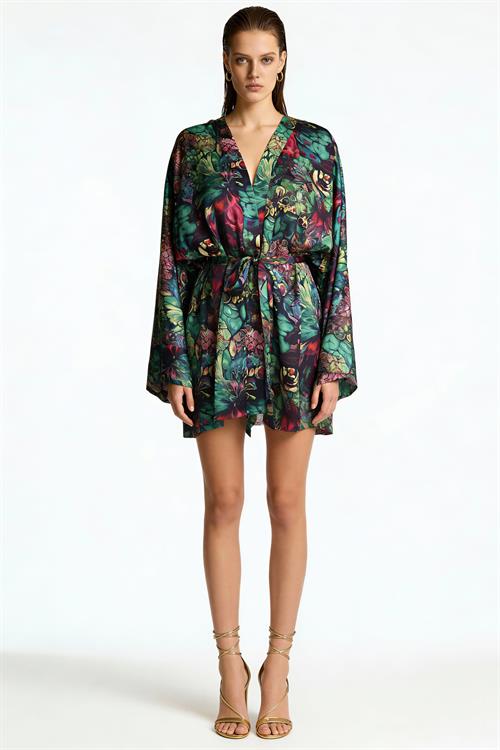 Fummee Alora Короткий атласный халат/кимоно