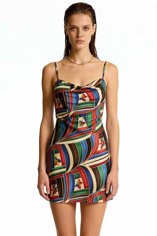 Etincelle Avelian Короткая атласная ночная рубашка с V-образным вырезом и бретелями