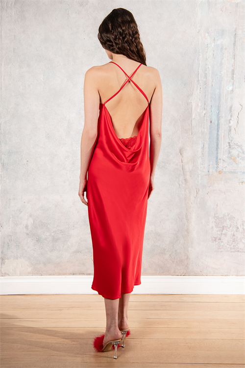 İsabella Красная атласная ночная рубашка миди на бретельках с кружевной отделкой