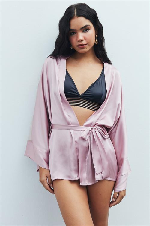 Flamme Tül Detaylı Gül Kurusu Kısa Saten Sabahlık / Kimono