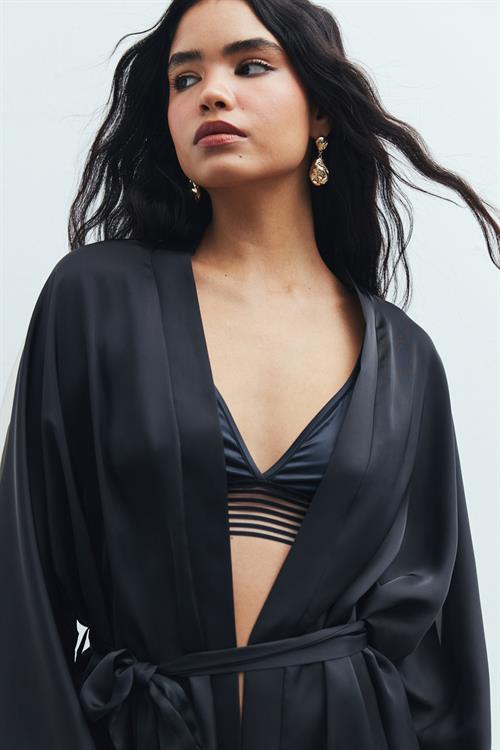 Flamme Tül Detaylı Siyah Kısa Saten Sabahlık / Kimono