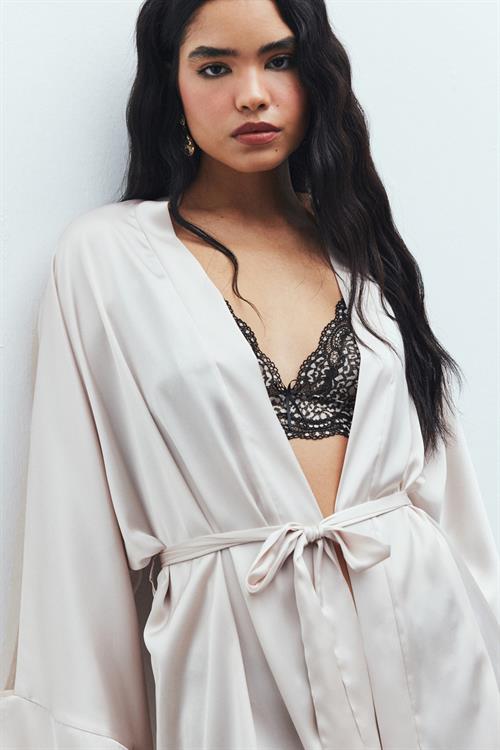 Flamme Tül Detaylı Taş Kısa Saten Sabahlık / Kimono