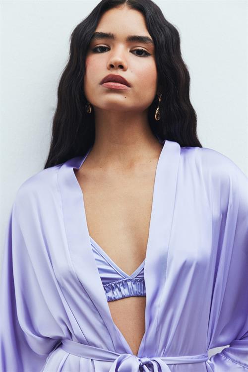 Frappant Lila Uzun Saten Sabahlık / Kimono