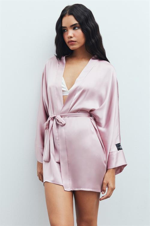 Fumée Gül Kurusu Kısa Saten Sabahlık / Kimono