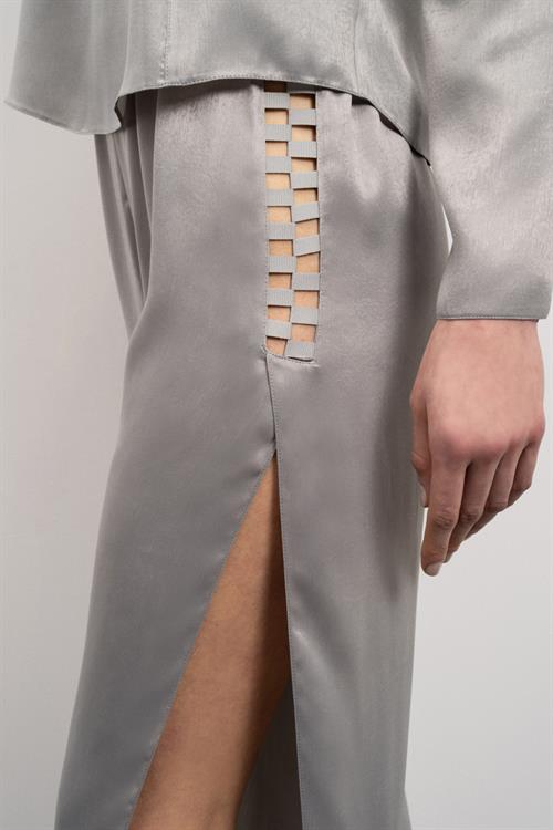 Lax Grogren Detailed Satin Grey Long Pajama Set