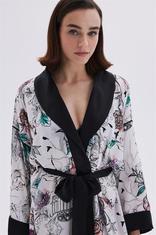 Maison Royale Desenli Saten Detaylı Uzun Viskon Sabahlık / Kimono