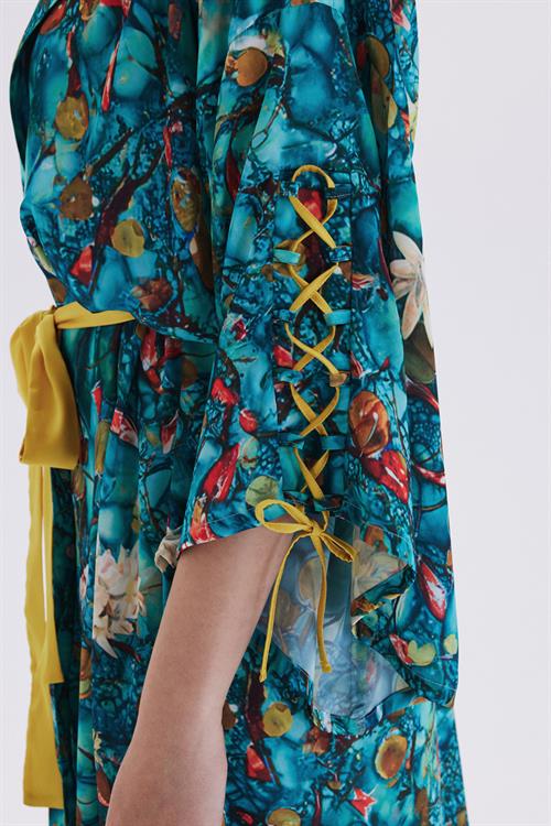 Monets Bond Desenli Kısa Saten Sabahlık / Kimono