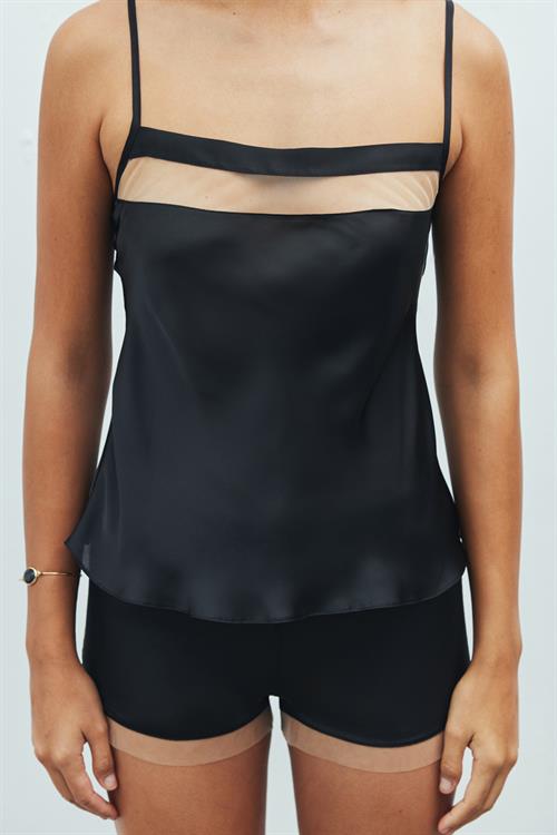 Nuit Tulle Detailed Satin Black Strap Pajama Set